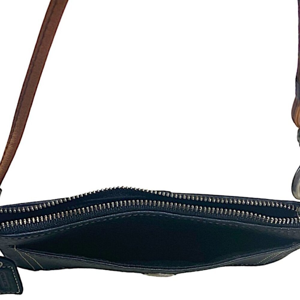 COACH Black Leather Zip Close Wristlet Wallet - Picture 9 of 9